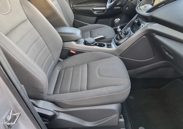 Ford Kuga cena 63900 przebieg: 86200, rok produkcji 2016 z Niepołomice małe 631